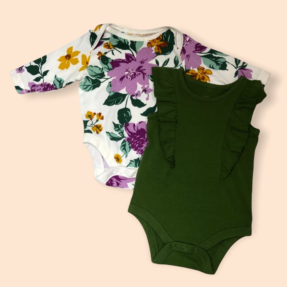 Cute onesies bundle 🌼